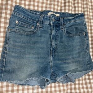 Levi’s Cutoff Shorts